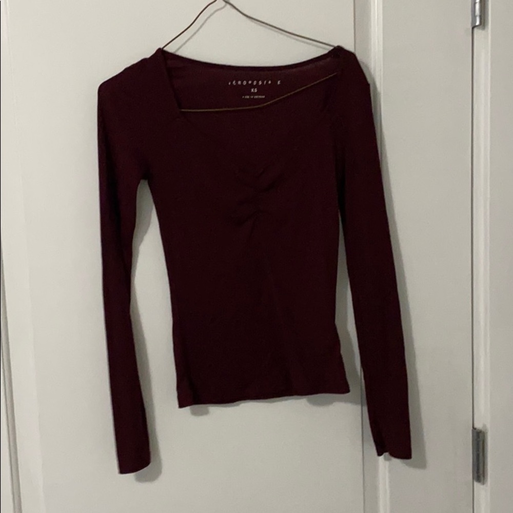 maroon v neck